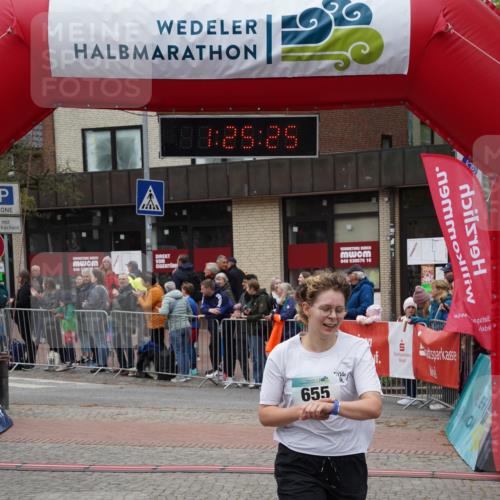04.05.2025 - 8. Wedeler Halbmarathon Felixshl http://msf.ph/oto/7816998 04.05.2025 11:25:23 Ziel 473, 655 meine-sportfotos.de
