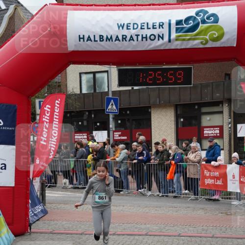 04.05.2025 - 8. Wedeler Halbmarathon Felixshl http://msf.ph/oto/7817012 04.05.2025 11:25:57 Ziel 861 meine-sportfotos.de