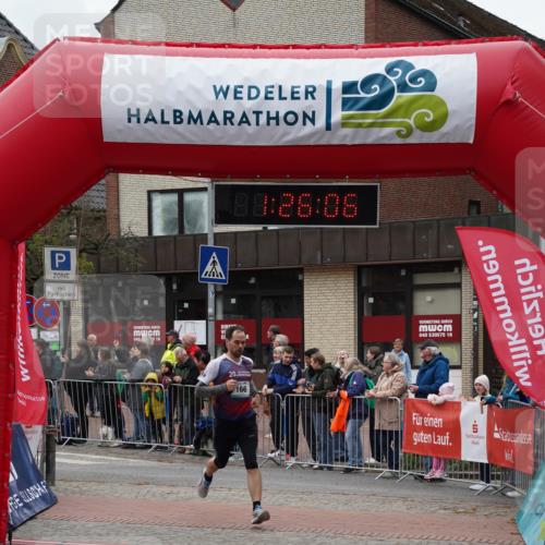 04.05.2025 - 8. Wedeler Halbmarathon Felixshl http://msf.ph/oto/7817019 04.05.2025 11:26:04 Ziel 166 meine-sportfotos.de