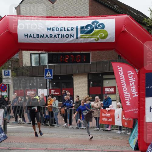 04.05.2025 - 8. Wedeler Halbmarathon Felixshl http://msf.ph/oto/7817106 04.05.2025 11:26:59 Ziel 887, 1100 meine-sportfotos.de