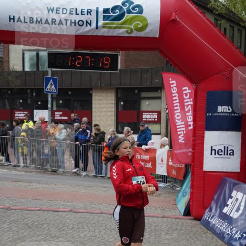04.05.2025 - 8. Wedeler Halbmarathon Felixshl http://msf.ph/oto/7817141 04.05.2025 11:27:17 Ziel 303, 509, 1038 meine-sportfotos.de