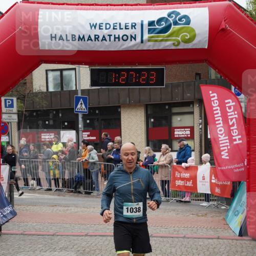 04.05.2025 - 8. Wedeler Halbmarathon Felixshl http://msf.ph/oto/7817150 04.05.2025 11:27:21 Ziel 509, 1038, 1198, 1201 meine-sportfotos.de