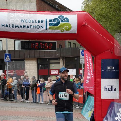 04.05.2025 - 8. Wedeler Halbmarathon Felixshl http://msf.ph/oto/7817214 04.05.2025 11:27:50 Ziel 1181 meine-sportfotos.de
