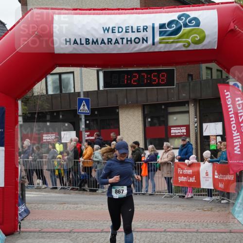 04.05.2025 - 8. Wedeler Halbmarathon Felixshl http://msf.ph/oto/7817220 04.05.2025 11:27:56 Ziel 867 meine-sportfotos.de