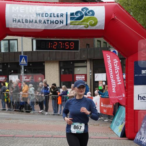 04.05.2025 - 8. Wedeler Halbmarathon Felixshl http://msf.ph/oto/7817226 04.05.2025 11:27:57 Ziel 867 meine-sportfotos.de