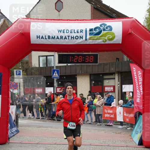 04.05.2025 - 8. Wedeler Halbmarathon Felixshl http://msf.ph/oto/7817270 04.05.2025 11:28:36 Ziel 227, 1204 meine-sportfotos.de