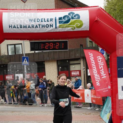 04.05.2025 - 8. Wedeler Halbmarathon Felixshl http://msf.ph/oto/7817356 04.05.2025 11:29:19 Ziel 1099, 1203 meine-sportfotos.de