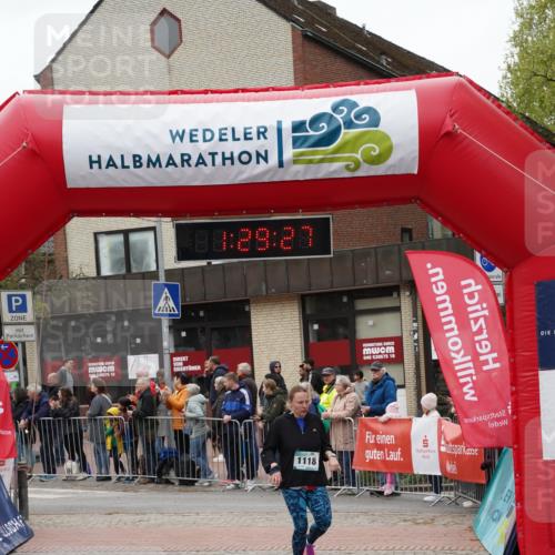 04.05.2025 - 8. Wedeler Halbmarathon Felixshl http://msf.ph/oto/7817359 04.05.2025 11:29:25 Ziel 1118 meine-sportfotos.de
