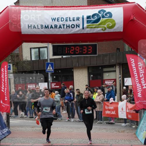 04.05.2025 - 8. Wedeler Halbmarathon Felixshl http://msf.ph/oto/7817364 04.05.2025 11:29:31 Ziel 188, 642, 963, 1118 meine-sportfotos.de
