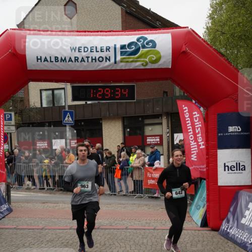 04.05.2025 - 8. Wedeler Halbmarathon Felixshl http://msf.ph/oto/7817368 04.05.2025 11:29:32 Ziel 188, 642, 963 meine-sportfotos.de