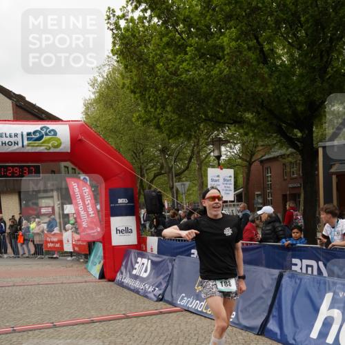 04.05.2025 - 8. Wedeler Halbmarathon Felixshl http://msf.ph/oto/7817376 04.05.2025 11:29:35 Ziel 188, 642, 963, 969 meine-sportfotos.de