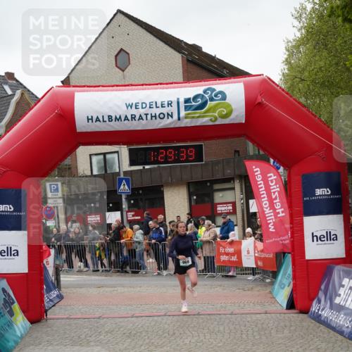04.05.2025 - 8. Wedeler Halbmarathon Felixshl http://msf.ph/oto/7817378 04.05.2025 11:29:37 Ziel 188, 642, 963, 969 meine-sportfotos.de