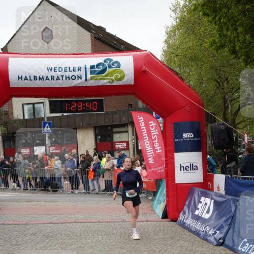 04.05.2025 - 8. Wedeler Halbmarathon Felixshl http://msf.ph/oto/7817382 04.05.2025 11:29:38 Ziel 188, 642, 963, 969, 973 meine-sportfotos.de