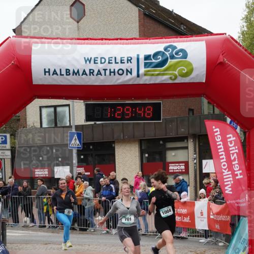 04.05.2025 - 8. Wedeler Halbmarathon Felixshl http://msf.ph/oto/7817397 04.05.2025 11:29:46 Ziel 23, 701, 973, 1004 meine-sportfotos.de