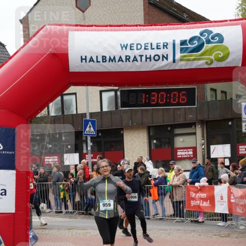 04.05.2025 - 8. Wedeler Halbmarathon Felixshl http://msf.ph/oto/7817438 04.05.2025 11:30:04 Ziel 454, 567, 704, 959, 1006, 1133 meine-sportfotos.de