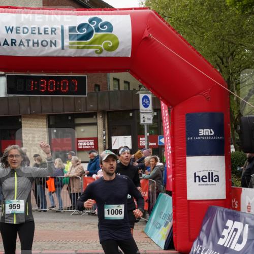 04.05.2025 - 8. Wedeler Halbmarathon Felixshl http://msf.ph/oto/7817441 04.05.2025 11:30:05 Ziel 454, 567, 575, 704, 959, 1006, 1133 meine-sportfotos.de