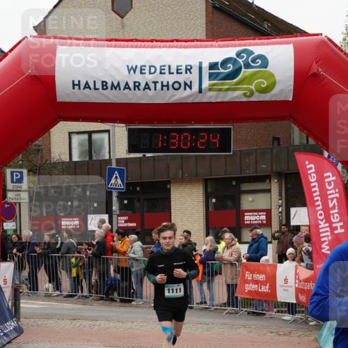 04.05.2025 - 8. Wedeler Halbmarathon Felixshl http://msf.ph/oto/7817465 04.05.2025 11:30:22 Ziel 514, 929, 1111 meine-sportfotos.de