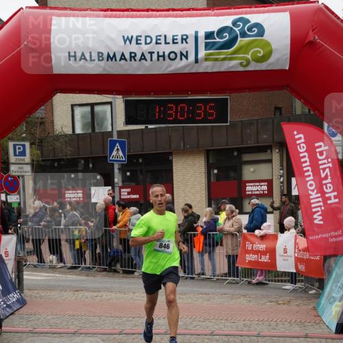 04.05.2025 - 8. Wedeler Halbmarathon Felixshl http://msf.ph/oto/7817486 04.05.2025 11:30:33 Ziel 798, 846 meine-sportfotos.de