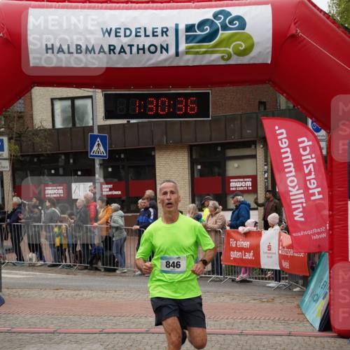 04.05.2025 - 8. Wedeler Halbmarathon Felixshl http://msf.ph/oto/7817489 04.05.2025 11:30:34 Ziel 798, 846 meine-sportfotos.de