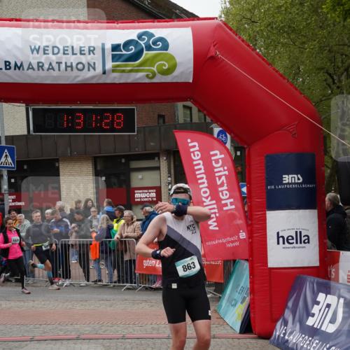 04.05.2025 - 8. Wedeler Halbmarathon Felixshl http://msf.ph/oto/7817582 04.05.2025 11:31:26 Ziel 699, 840, 863, 934, 1039, 1041, 1124 meine-sportfotos.de