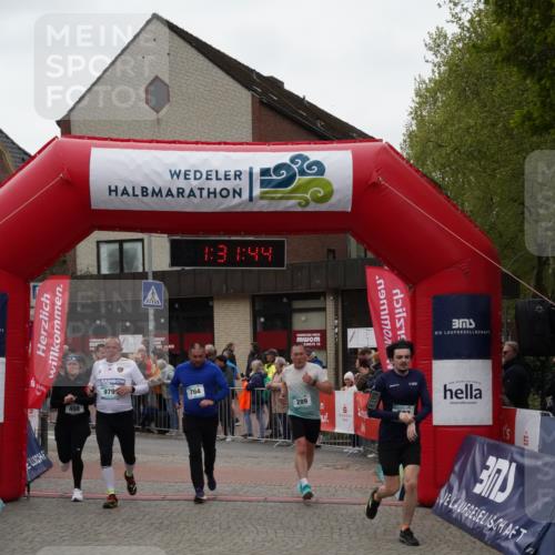 04.05.2025 - 8. Wedeler Halbmarathon Felixshl http://msf.ph/oto/7817612 04.05.2025 11:31:42 Ziel 289, 367, 394, 687, 764, 979 meine-sportfotos.de