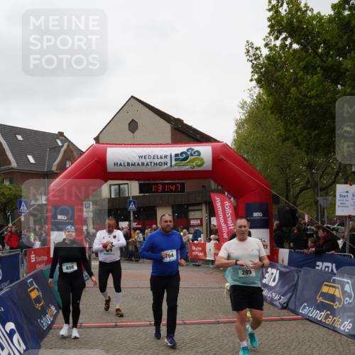 04.05.2025 - 8. Wedeler Halbmarathon Felixshl http://msf.ph/oto/7817618 04.05.2025 11:31:45 Ziel 289, 394, 687, 764, 979 meine-sportfotos.de