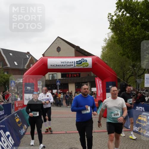 04.05.2025 - 8. Wedeler Halbmarathon Felixshl http://msf.ph/oto/7817622 04.05.2025 11:31:45 Ziel 289, 394, 687, 764, 979 meine-sportfotos.de