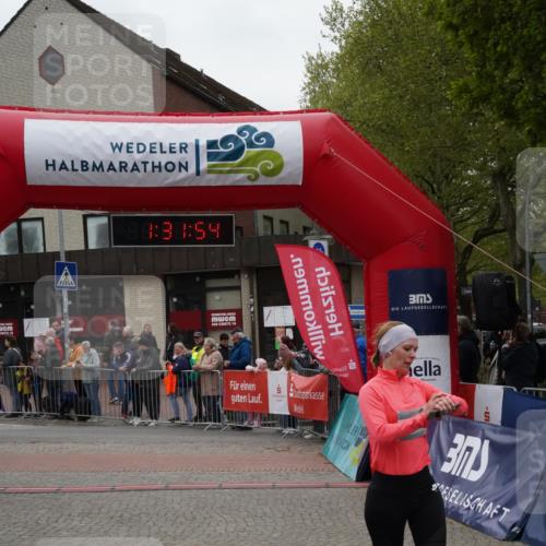 04.05.2025 - 8. Wedeler Halbmarathon Felixshl http://msf.ph/oto/7817630 04.05.2025 11:31:52 Ziel 1108 meine-sportfotos.de