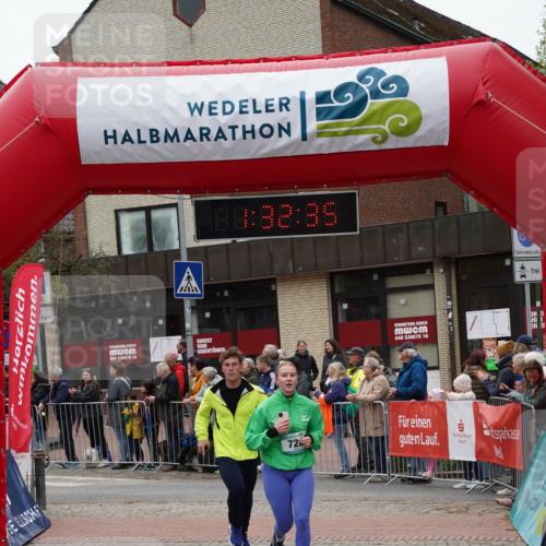 04.05.2025 - 8. Wedeler Halbmarathon Felixshl http://msf.ph/oto/7817670 04.05.2025 11:32:33 Ziel 728, 1211 meine-sportfotos.de