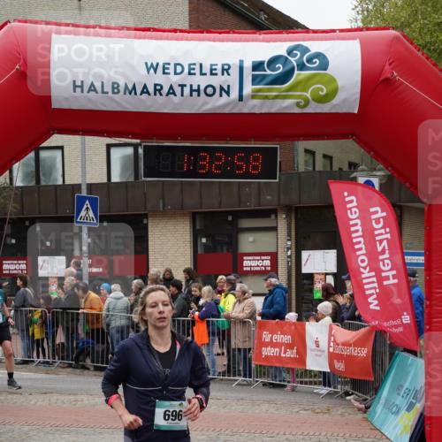 04.05.2025 - 8. Wedeler Halbmarathon Felixshl http://msf.ph/oto/7817736 04.05.2025 11:32:56 Ziel 33, 446, 696, 968, 1092 meine-sportfotos.de