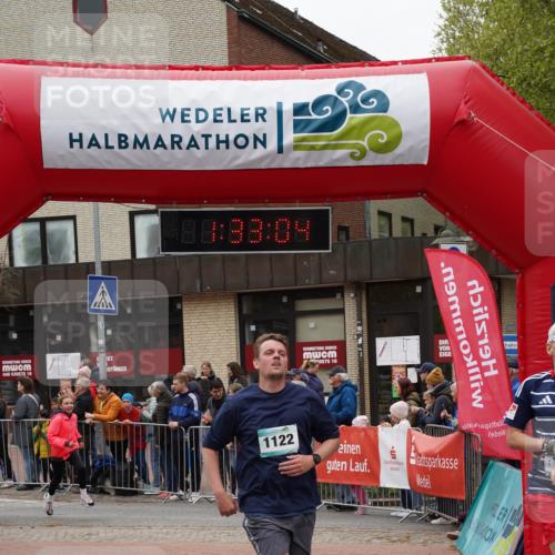 04.05.2025 - 8. Wedeler Halbmarathon Felixshl http://msf.ph/oto/7817752 04.05.2025 11:33:02 Ziel 446, 615, 711, 729, 968, 1040, 1122 meine-sportfotos.de