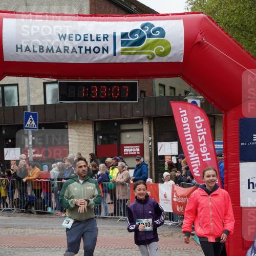 04.05.2025 - 8. Wedeler Halbmarathon Felixshl http://msf.ph/oto/7817761 04.05.2025 11:33:05 Ziel 615, 711, 729, 1040, 1122 meine-sportfotos.de