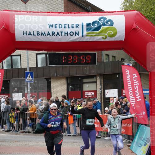 04.05.2025 - 8. Wedeler Halbmarathon Felixshl http://msf.ph/oto/7817849 04.05.2025 11:33:57 Ziel 700, 703, 1022, 1023, 1116 meine-sportfotos.de