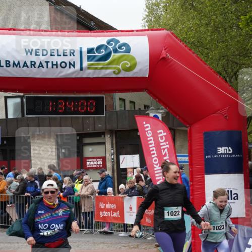 04.05.2025 - 8. Wedeler Halbmarathon Felixshl http://msf.ph/oto/7817854 04.05.2025 11:33:58 Ziel 700, 703, 1022, 1023, 1116 meine-sportfotos.de