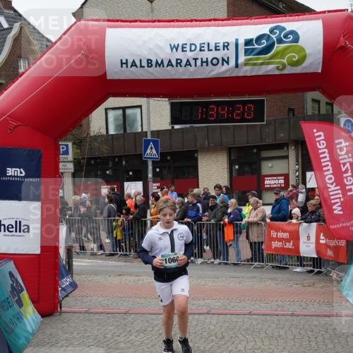 04.05.2025 - 8. Wedeler Halbmarathon Felixshl http://msf.ph/oto/7817873 04.05.2025 11:34:18 Ziel 1060 meine-sportfotos.de