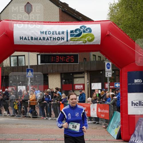 04.05.2025 - 8. Wedeler Halbmarathon Felixshl http://msf.ph/oto/7817881 04.05.2025 11:34:23 Ziel 58, 1060 meine-sportfotos.de