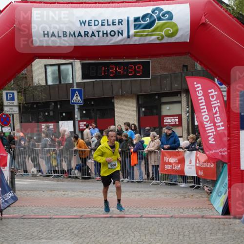 04.05.2025 - 8. Wedeler Halbmarathon Felixshl http://msf.ph/oto/7817887 04.05.2025 11:34:37 Ziel 508 meine-sportfotos.de