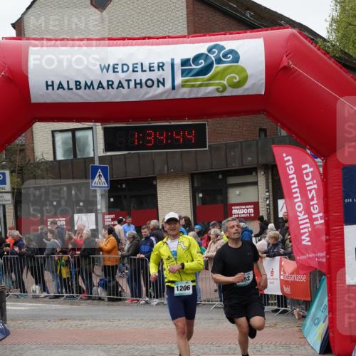 04.05.2025 - 8. Wedeler Halbmarathon Felixshl http://msf.ph/oto/7817895 04.05.2025 11:34:42 Ziel 508, 652, 678, 1206 meine-sportfotos.de