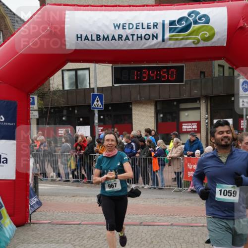 04.05.2025 - 8. Wedeler Halbmarathon Felixshl http://msf.ph/oto/7817911 04.05.2025 11:34:48 Ziel 513, 652, 678, 967, 1059, 1206 meine-sportfotos.de