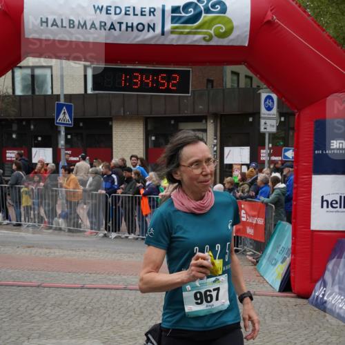 04.05.2025 - 8. Wedeler Halbmarathon Felixshl http://msf.ph/oto/7817916 04.05.2025 11:34:50 Ziel 513, 678, 962, 967, 1059 meine-sportfotos.de