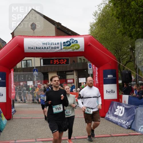 04.05.2025 - 8. Wedeler Halbmarathon Felixshl http://msf.ph/oto/7817937 04.05.2025 11:35:00 Ziel 662, 755, 793, 822, 823, 1103 meine-sportfotos.de