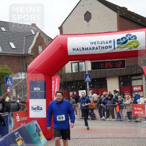 04.05.2025 - 8. Wedeler Halbmarathon Felixshl http://msf.ph/oto/7817950 04.05.2025 11:35:10 Ziel 679, 1164 meine-sportfotos.de