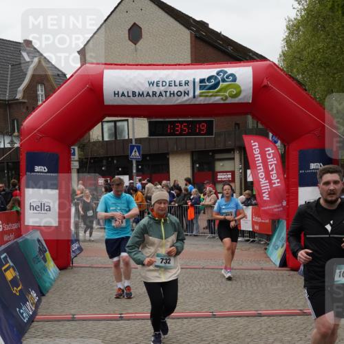 04.05.2025 - 8. Wedeler Halbmarathon Felixshl http://msf.ph/oto/7817962 04.05.2025 11:35:17 Ziel 353, 732, 917, 1029, 1164 meine-sportfotos.de
