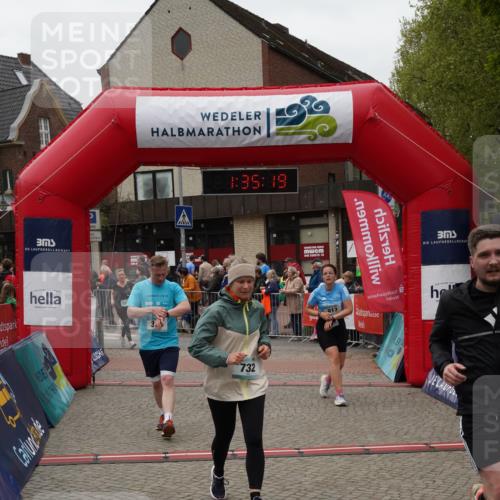 04.05.2025 - 8. Wedeler Halbmarathon Felixshl http://msf.ph/oto/7817963 04.05.2025 11:35:17 Ziel 353, 732, 917, 1029, 1164 meine-sportfotos.de