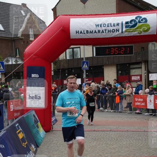 04.05.2025 - 8. Wedeler Halbmarathon Felixshl http://msf.ph/oto/7817967 04.05.2025 11:35:19 Ziel 353, 732, 917, 1029, 1091, 1152 meine-sportfotos.de