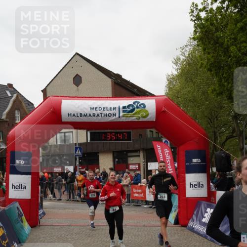 04.05.2025 - 8. Wedeler Halbmarathon Felixshl http://msf.ph/oto/7818014 04.05.2025 11:35:45 Ziel 87, 202, 753, 775, 1132 meine-sportfotos.de