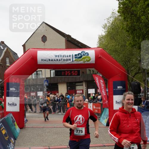 04.05.2025 - 8. Wedeler Halbmarathon Felixshl http://msf.ph/oto/7818024 04.05.2025 11:35:48 Ziel 87, 202, 259, 753, 775 meine-sportfotos.de