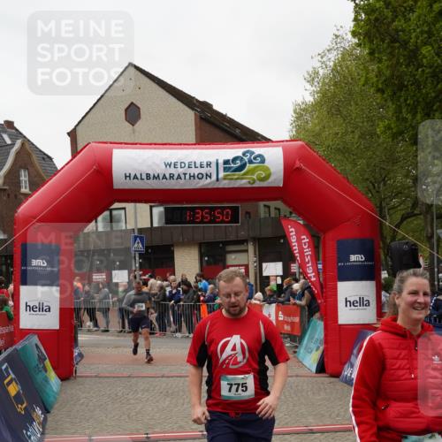 04.05.2025 - 8. Wedeler Halbmarathon Felixshl http://msf.ph/oto/7818025 04.05.2025 11:35:48 Ziel 87, 202, 259, 753, 775 meine-sportfotos.de