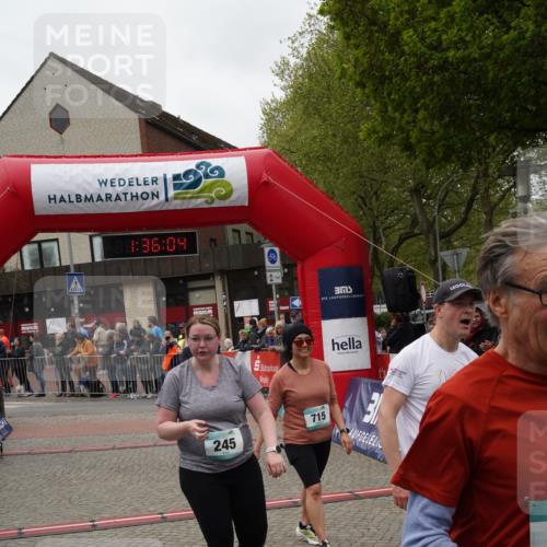 04.05.2025 - 8. Wedeler Halbmarathon Felixshl http://msf.ph/oto/7818049 04.05.2025 11:36:02 Ziel 115, 245, 411, 533, 645, 715, 736, 892 meine-sportfotos.de