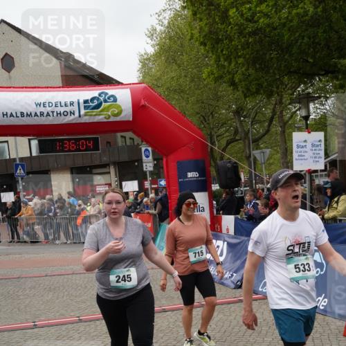 04.05.2025 - 8. Wedeler Halbmarathon Felixshl http://msf.ph/oto/7818051 04.05.2025 11:36:02 Ziel 115, 245, 411, 533, 645, 715, 736, 892 meine-sportfotos.de